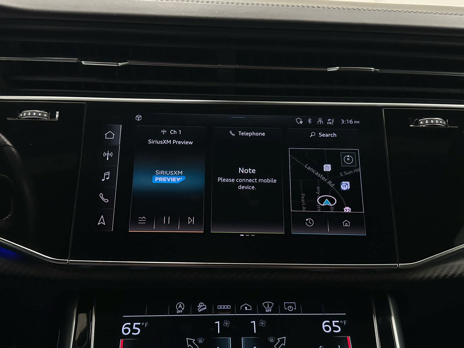 Used 2021 Audi RS Q8 w/ Carbon Optic Package AWD/4WD image 29