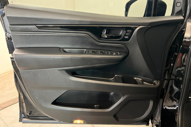 Used 2022 Honda Odyssey Elite image 14