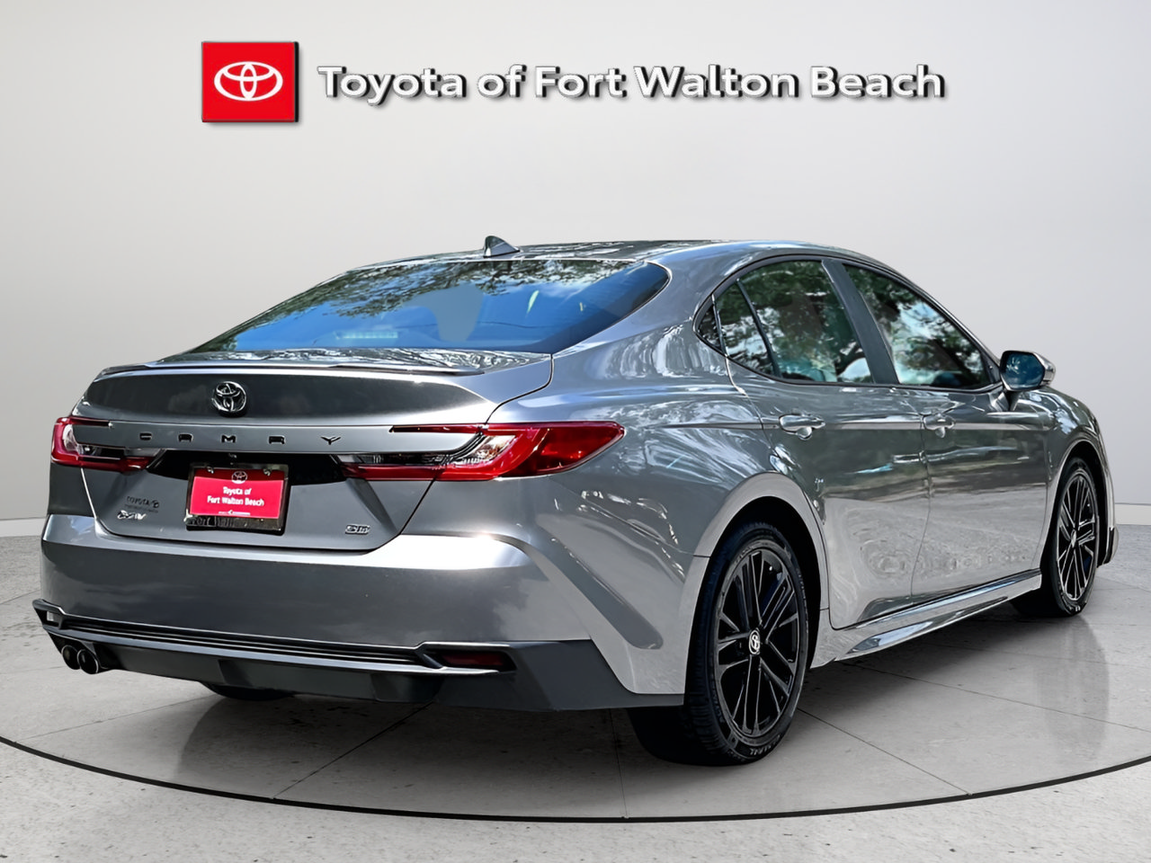 Used 2026 Toyota Camry SE FWD image 6