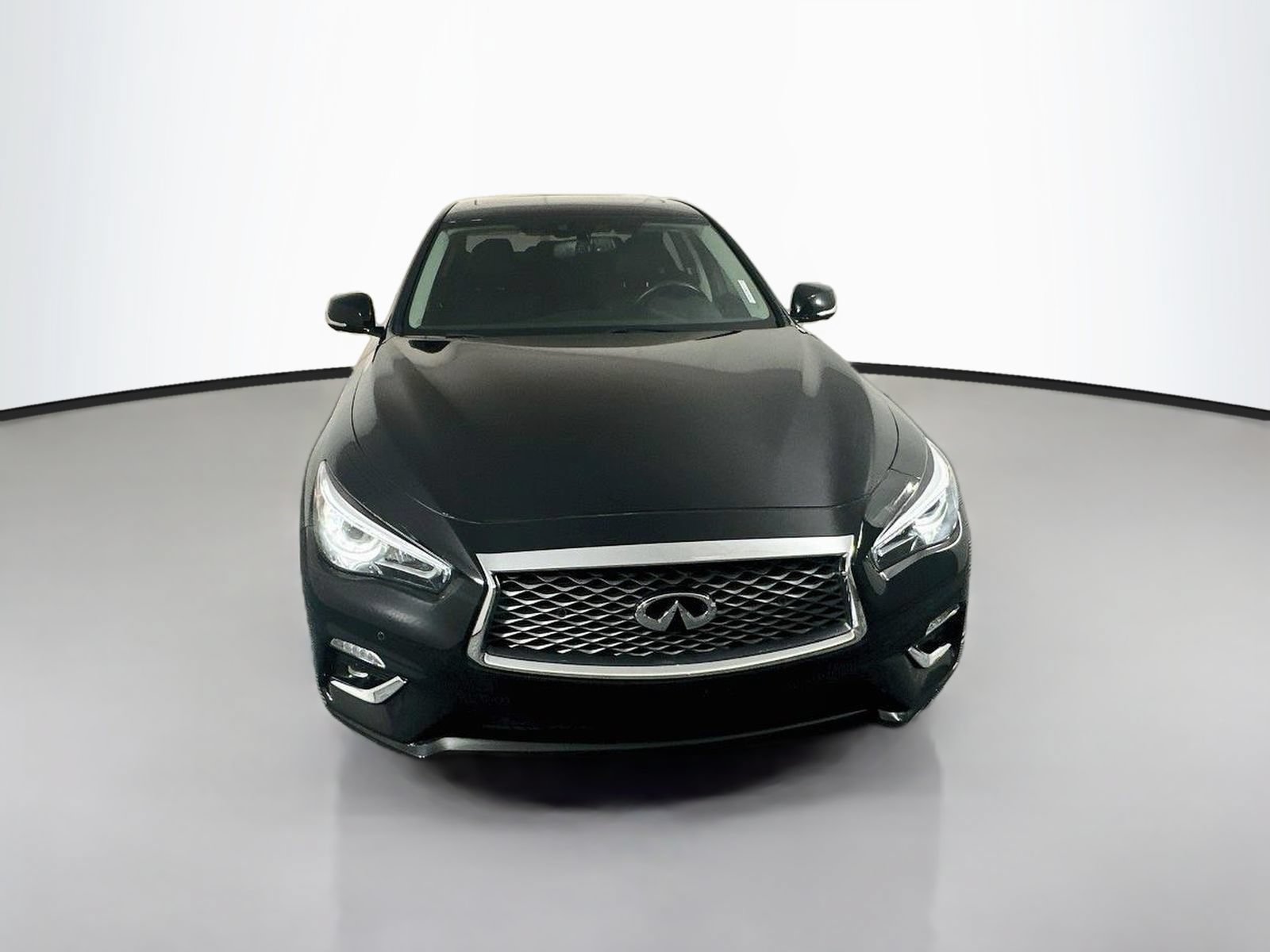 Used 2022 INFINITI Q50 Luxe w/ Cargo Package AWD/4WD image 2