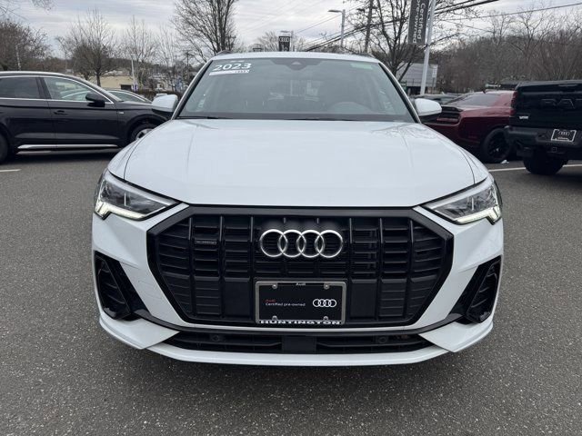 Certified 2023 Audi Q3 2.0T Premium w/ Black Optic Sport Package image 2