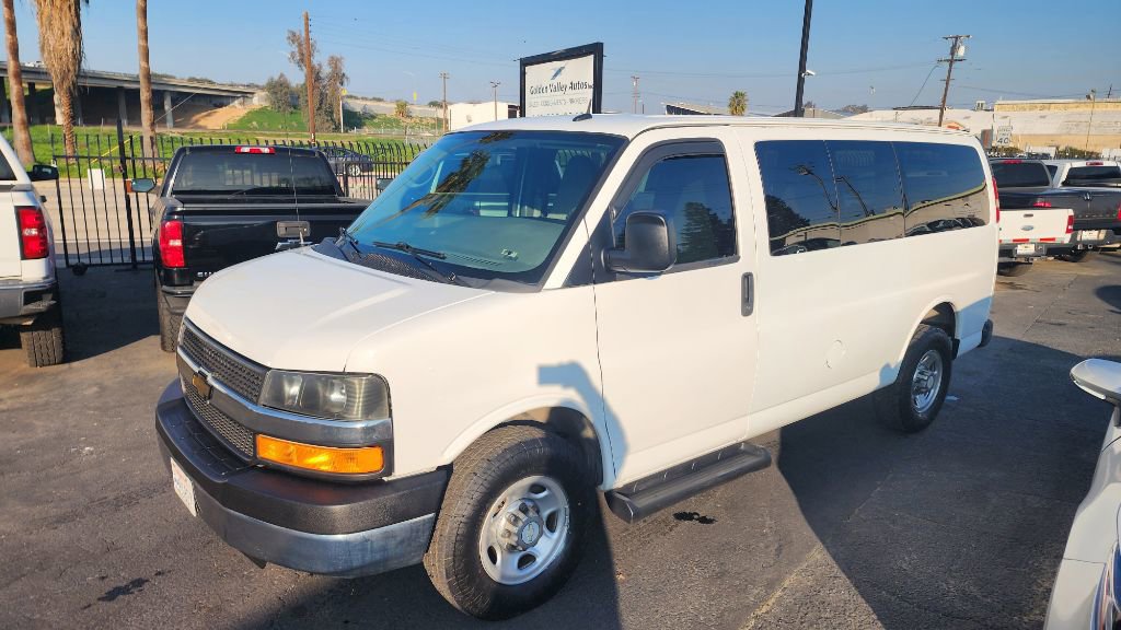 Used 2014 Chevrolet Express 2500 LT w/ LT Preferred Equipment Group image 5