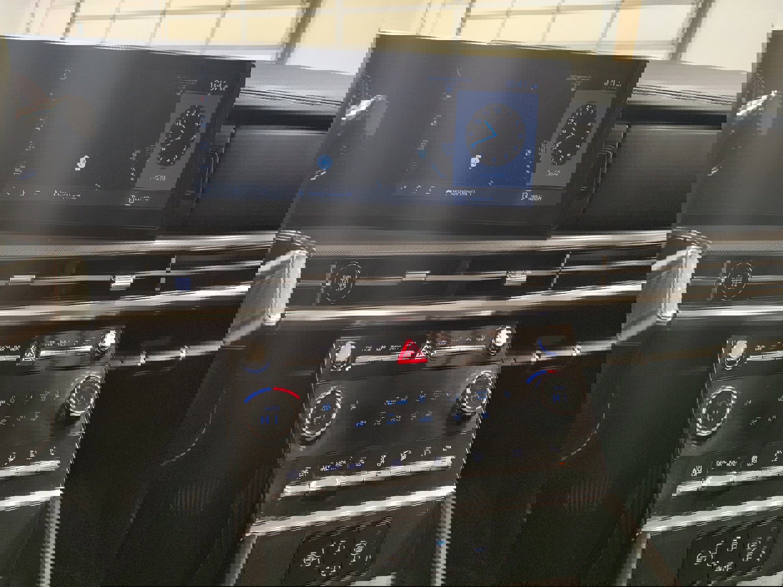 Used 2024 Hyundai Santa Fe XRT image 6