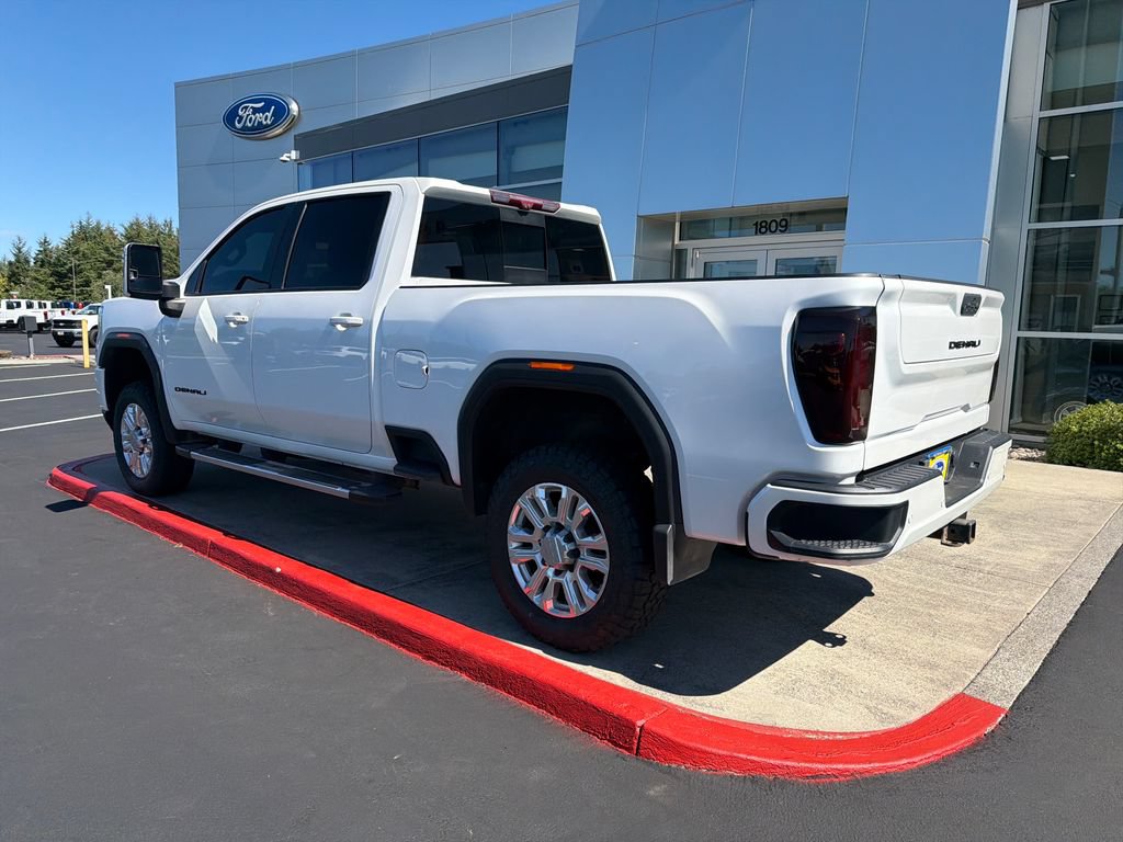 Used 2021 GMC Sierra 2500 Denali w/ Denali Ultimate Package AWD/4WD image 2