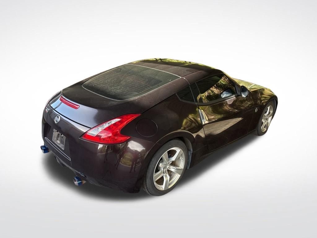 Used 2010 Nissan 370Z Base image 3