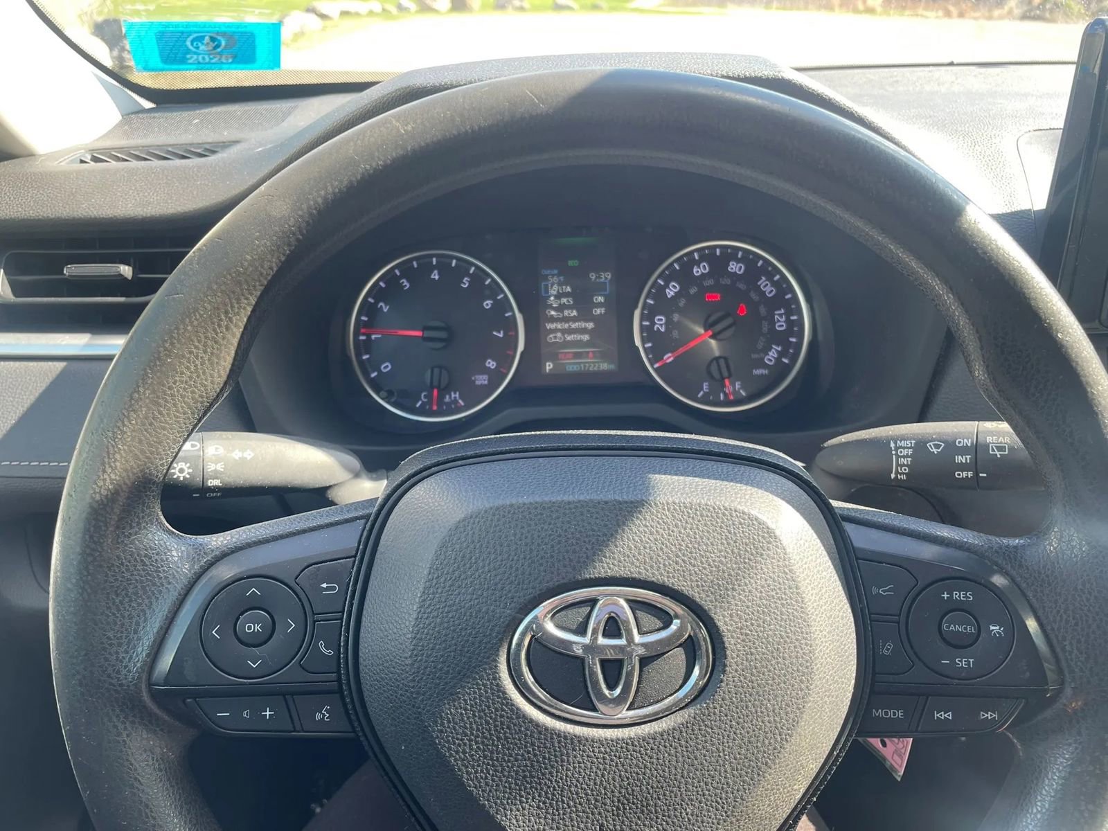 Used 2019 Toyota RAV4 LE AWD/4WD image 7