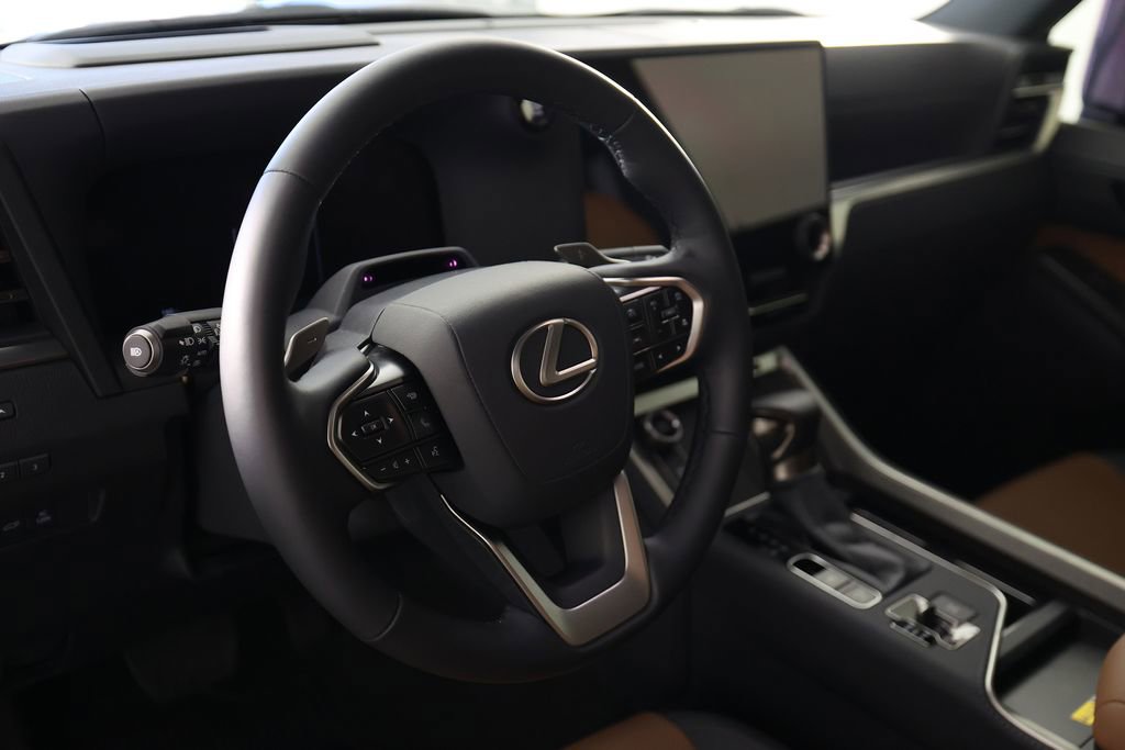 Used 2026 Lexus GX 550 550 Premium+ w/ Accessory Package (2T) image 20