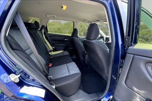 Used 2024 Nissan Rogue SV AWD/4WD image 25