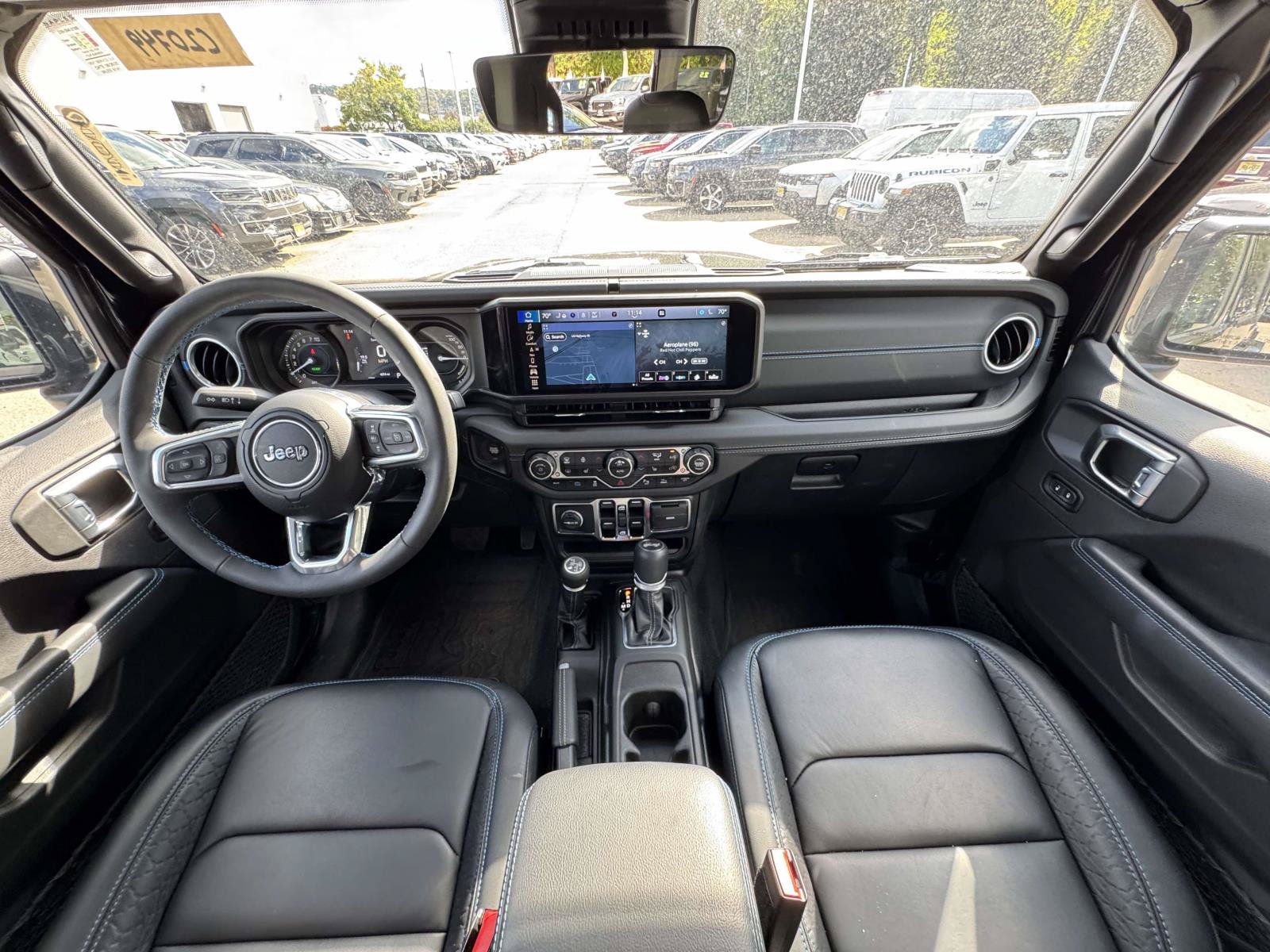 Used 2024 Jeep Wrangler High Altitude AWD/4WD image 11