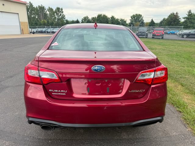 Used 2019 Subaru Legacy 2.5i Premium AWD/4WD image 2