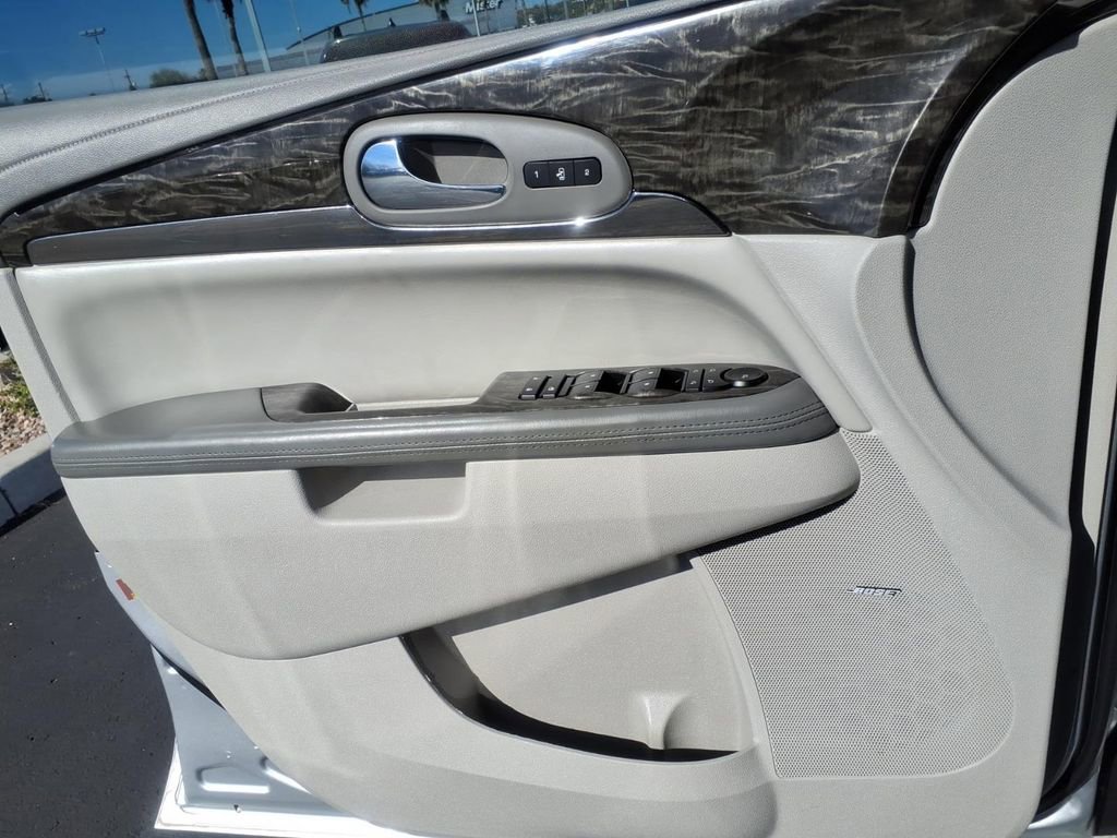 Used 2013 Buick Enclave Premium w/ LPO, Cargo Convenience Pkg image 28