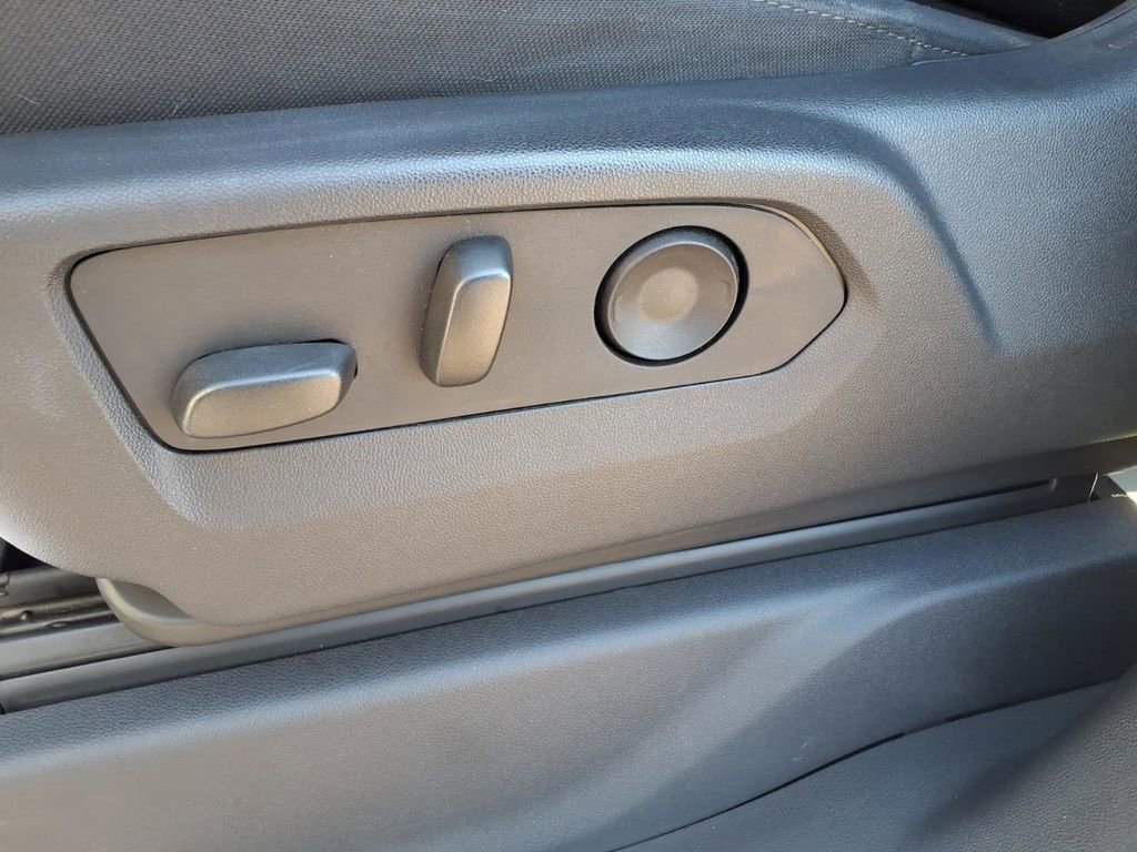 Used 2023 Chevrolet Silverado 1500 RST image 16