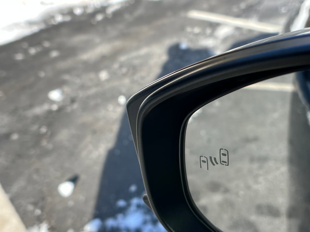 Used 2023 Toyota Prius Prime XSE image 26