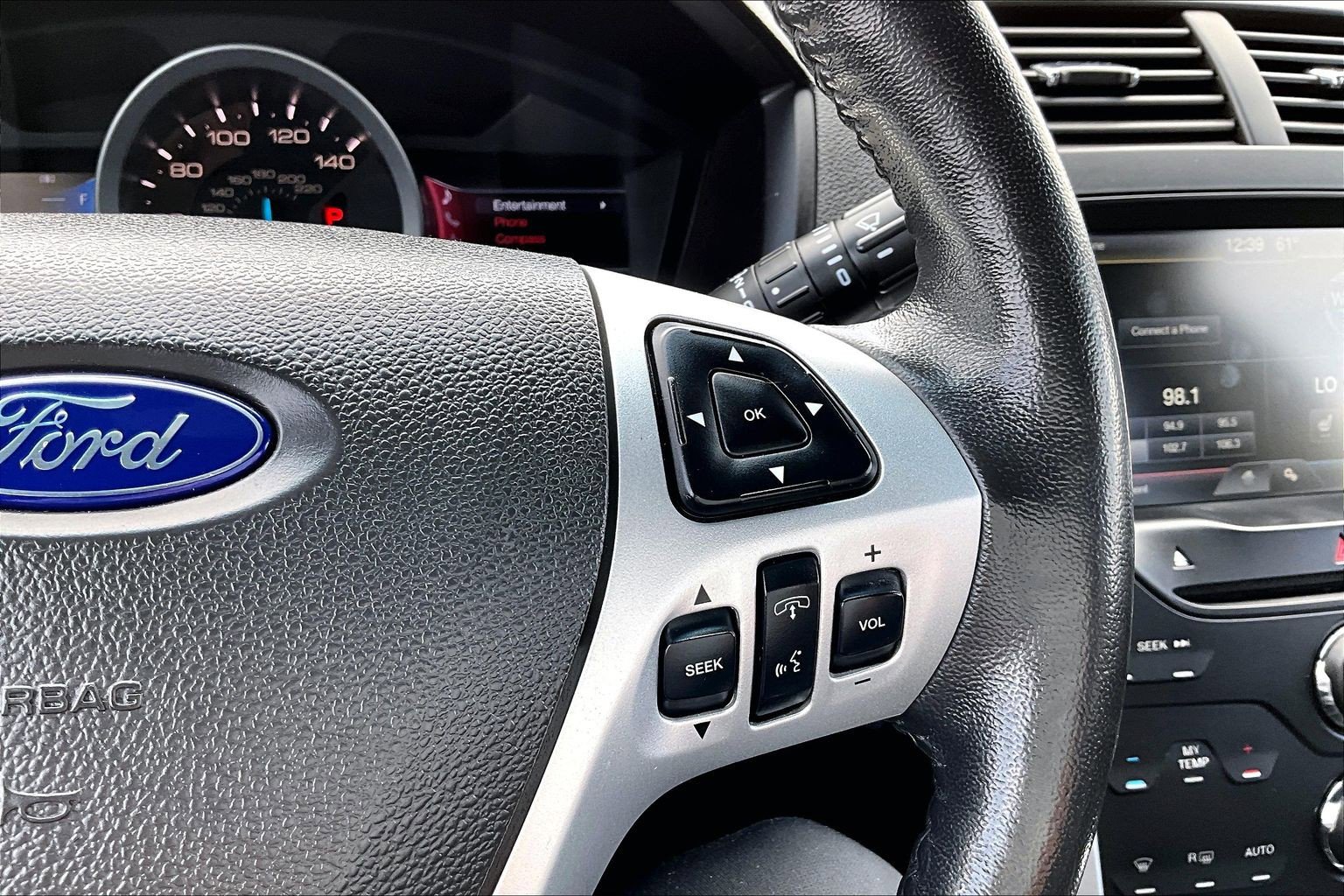 Used 2011 Ford Explorer XLT w/ 202A Rapid Spec Order Code FWD image 24