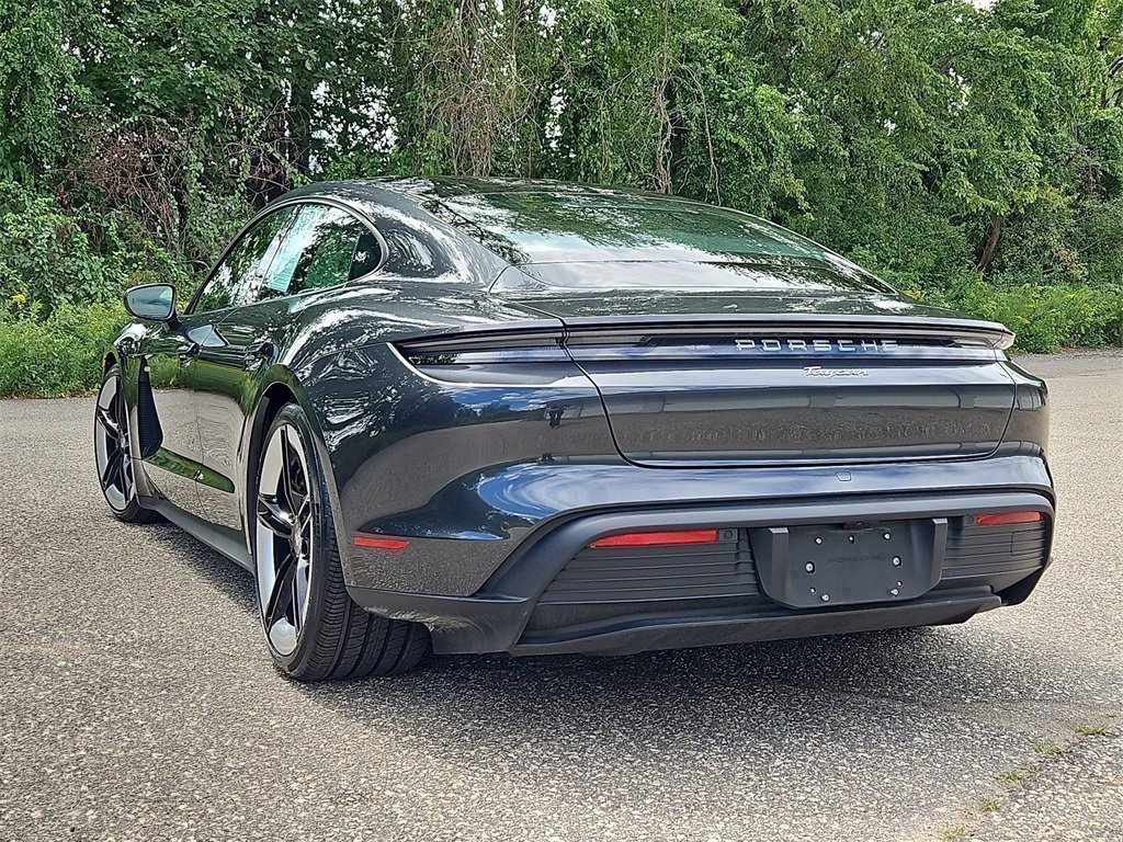 Certified 2025 Porsche Taycan image 3