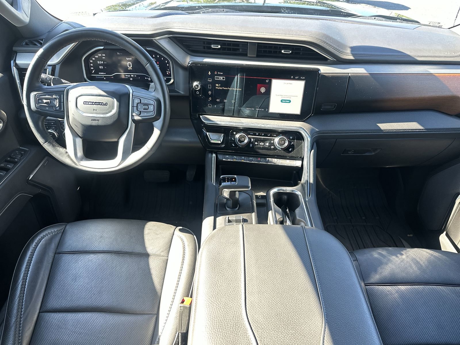 Used 2023 GMC Sierra 1500 Denali AWD/4WD image 18