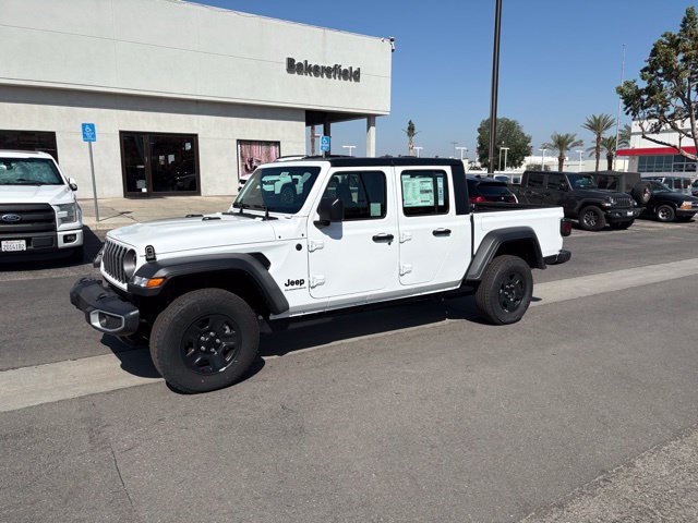 New 2026 Jeep Gladiator Sport