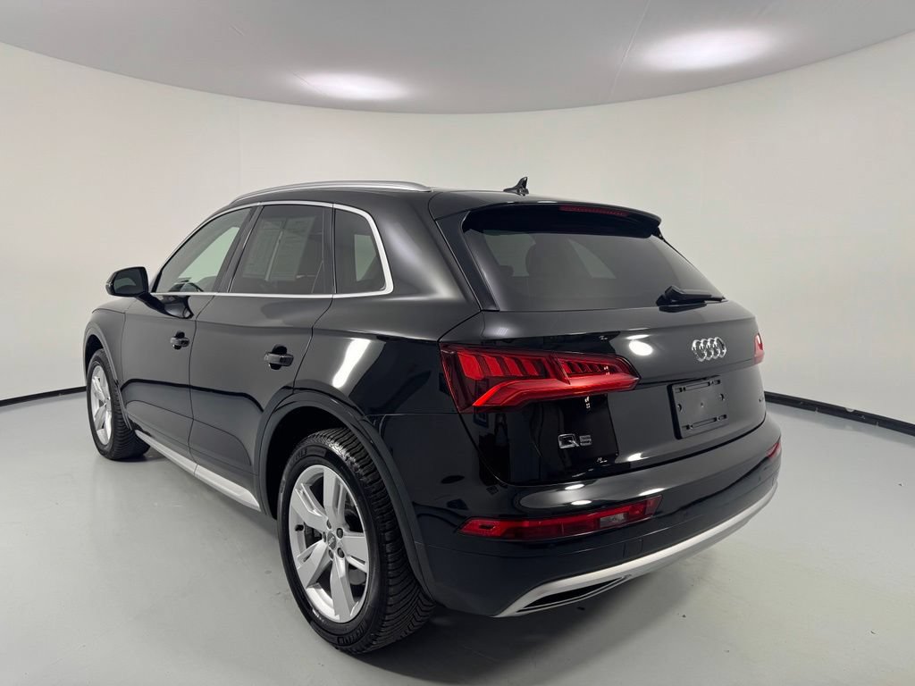 Used 2019 Audi Q5 2.0T Premium Plus w/ Premium Plus Package AWD/4WD image 5
