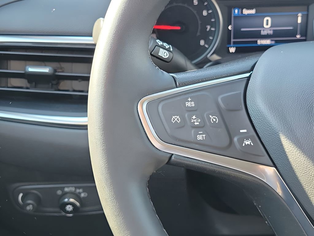 Used 2024 Chevrolet Equinox LT image 25