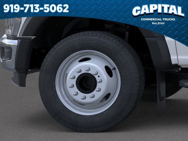 New 2025 Ford F450 XL w/ XL Chrome Package RWD image 19