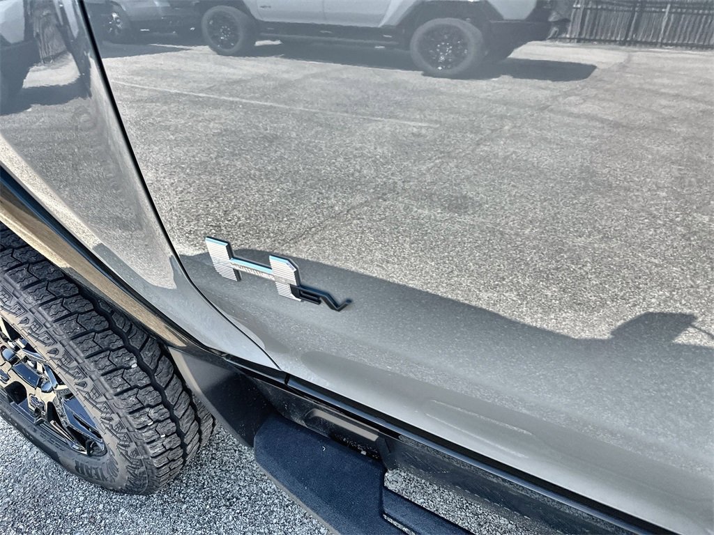 New 2026 GMC Hummer EV 4x4 Crew Cab image 14