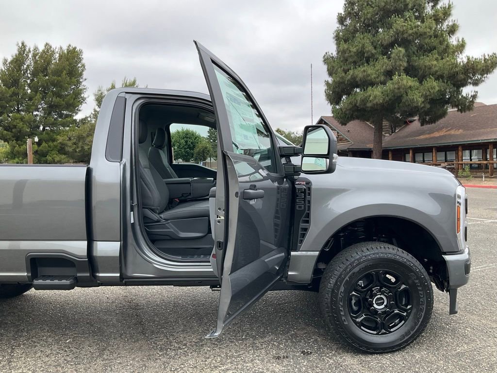 Used 2025 Ford F350 XL w/ STX Appearance Package image 47