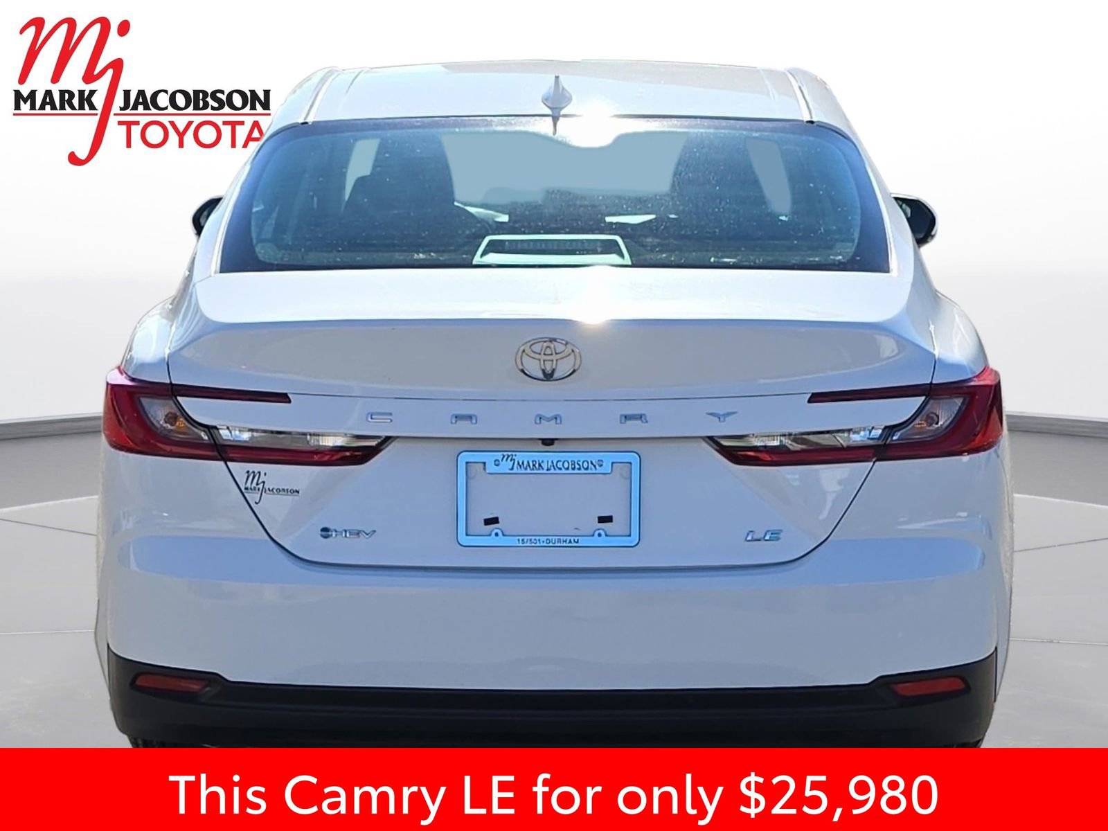 Used 2025 Toyota Camry LE image 11