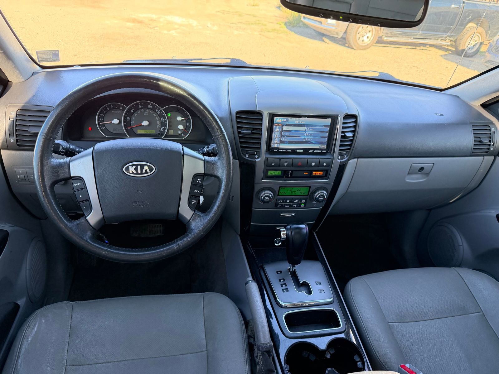 Used 2008 Kia Sorento EX w/ Luxury Pkg image 18
