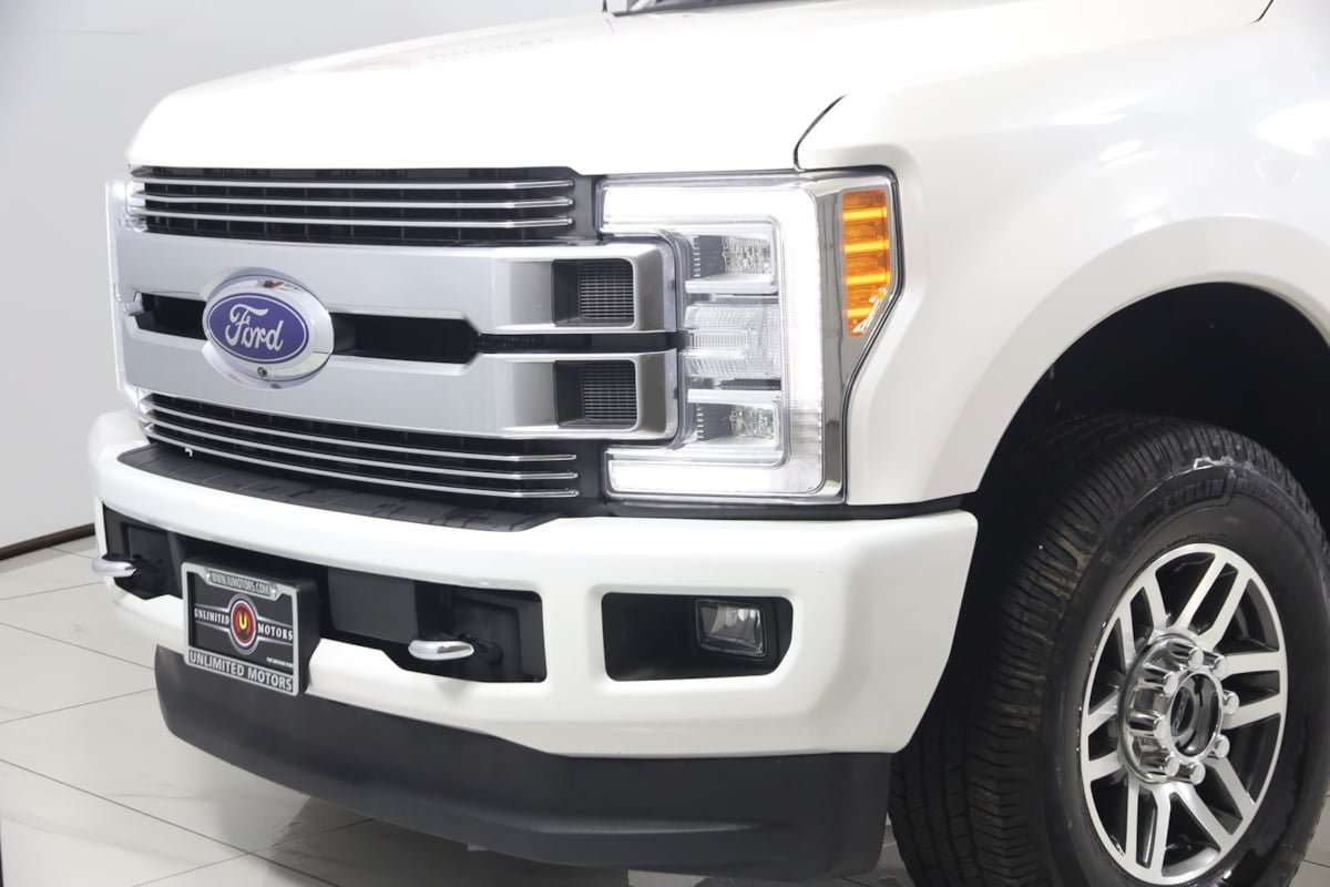 Used 2019 Ford F350 Limited AWD/4WD image 58