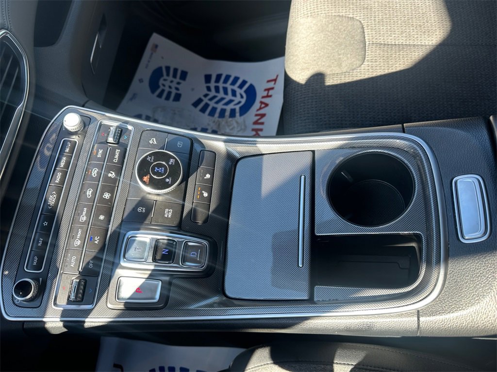 Used 2023 Hyundai Santa Fe SEL image 11