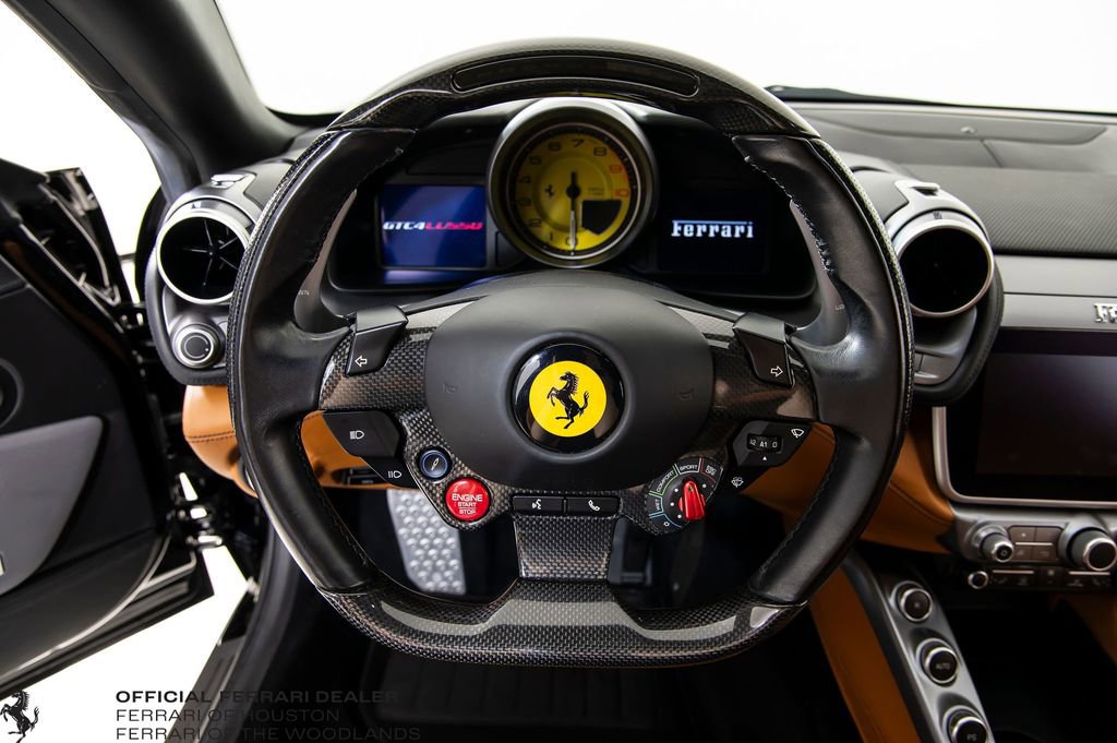 Used 2018 Ferrari GTC4Lusso image 11