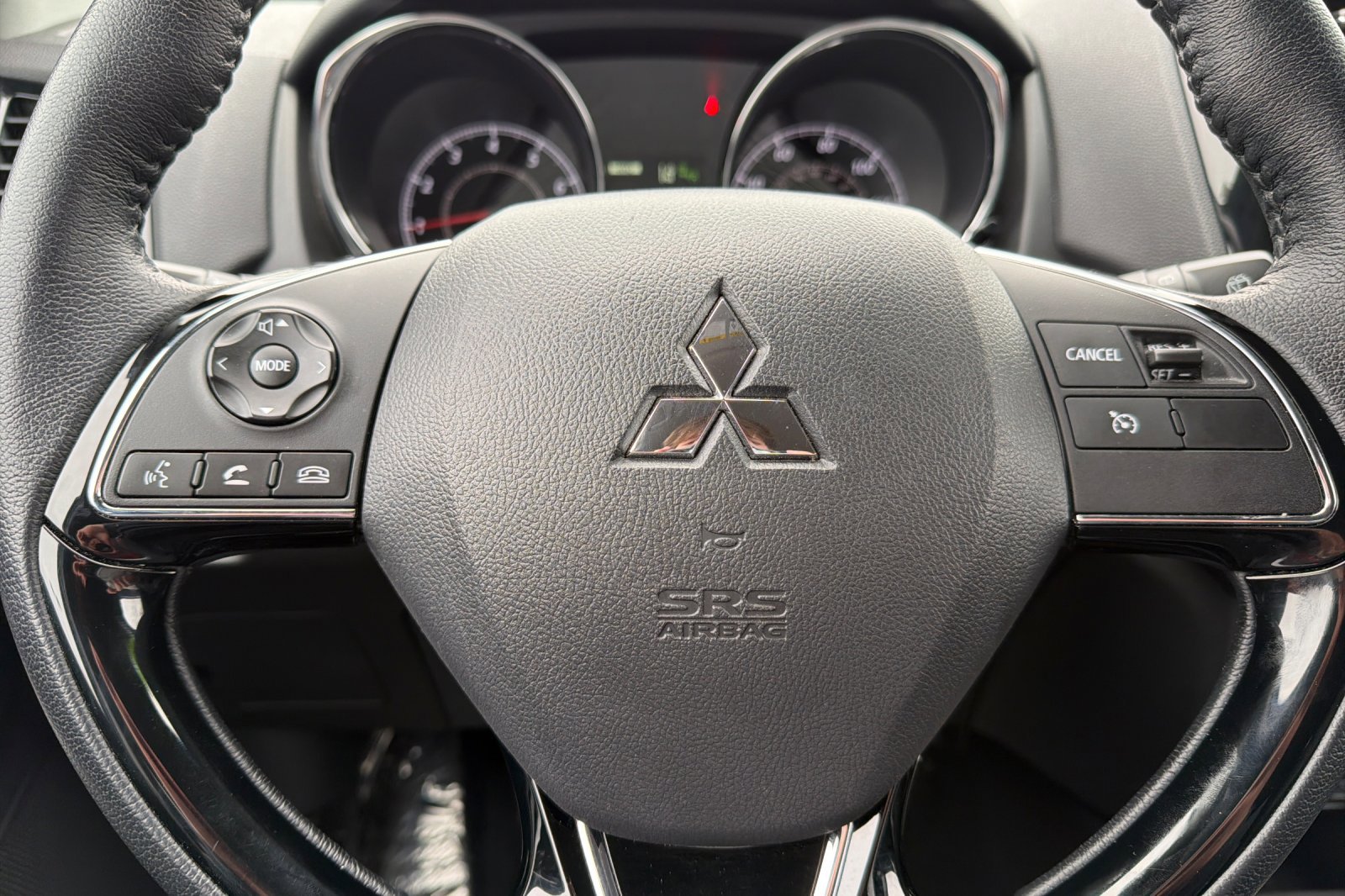 Used 2024 Mitsubishi Outlander Sport SE image 23