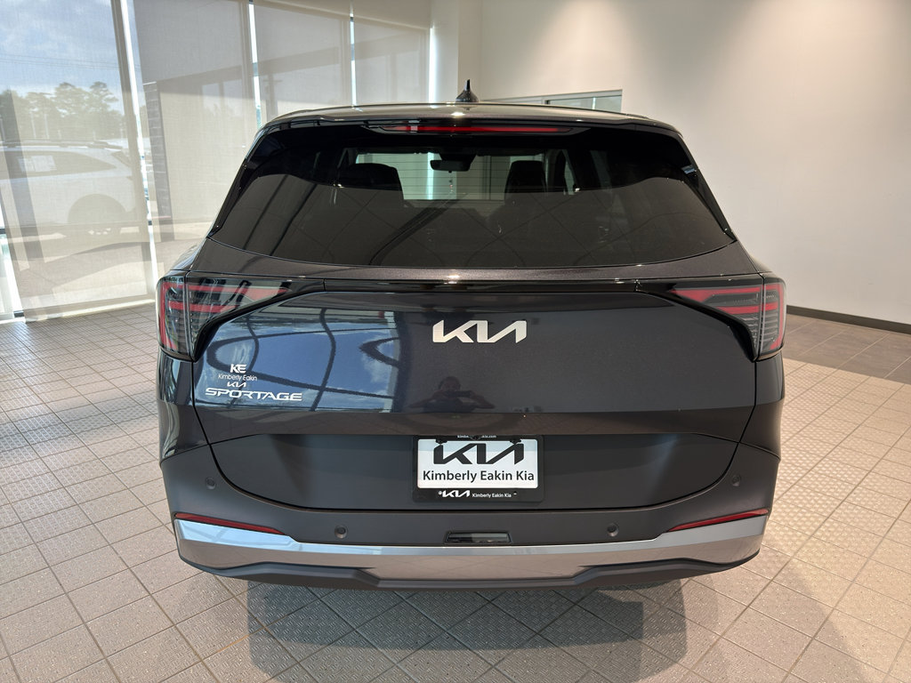Certified 2026 Kia Sportage EX FWD image 4