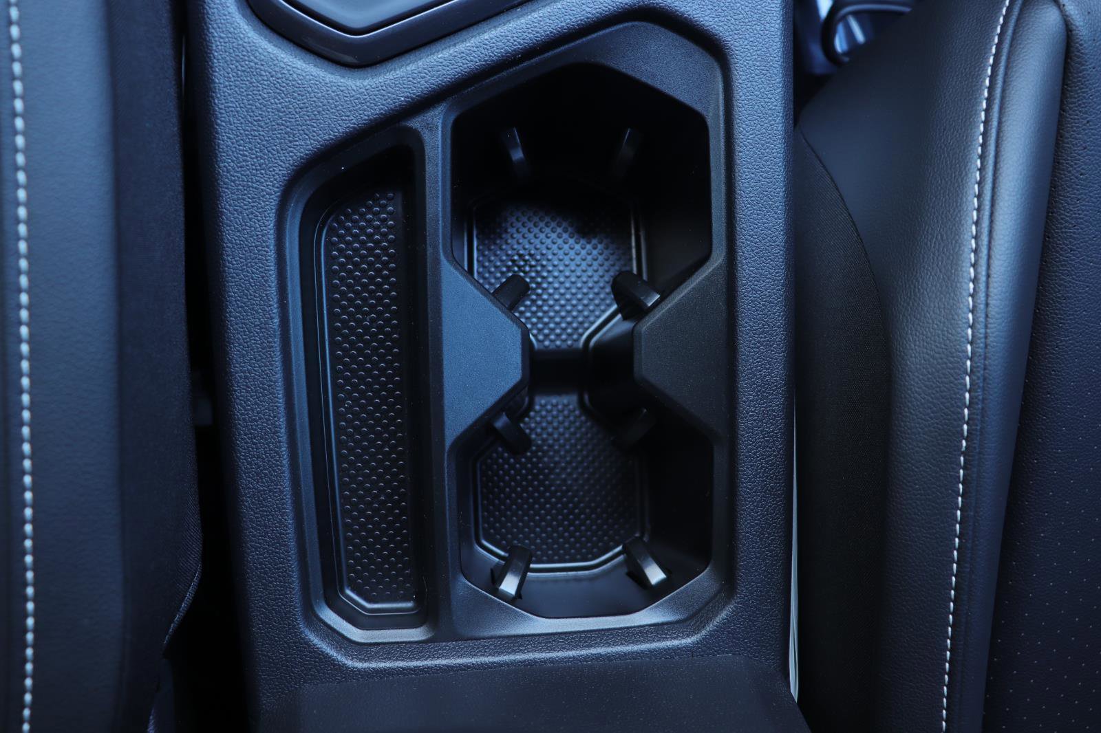 Used 2024 Volkswagen Tiguan SE R-Line image 39