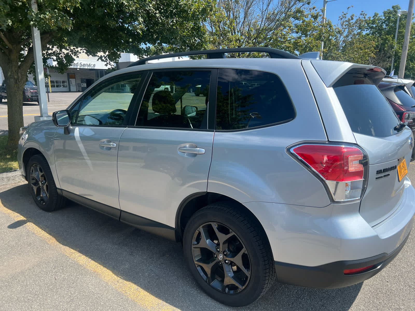 Used 2018 Subaru Forester 2.5i Premium AWD/4WD image 6