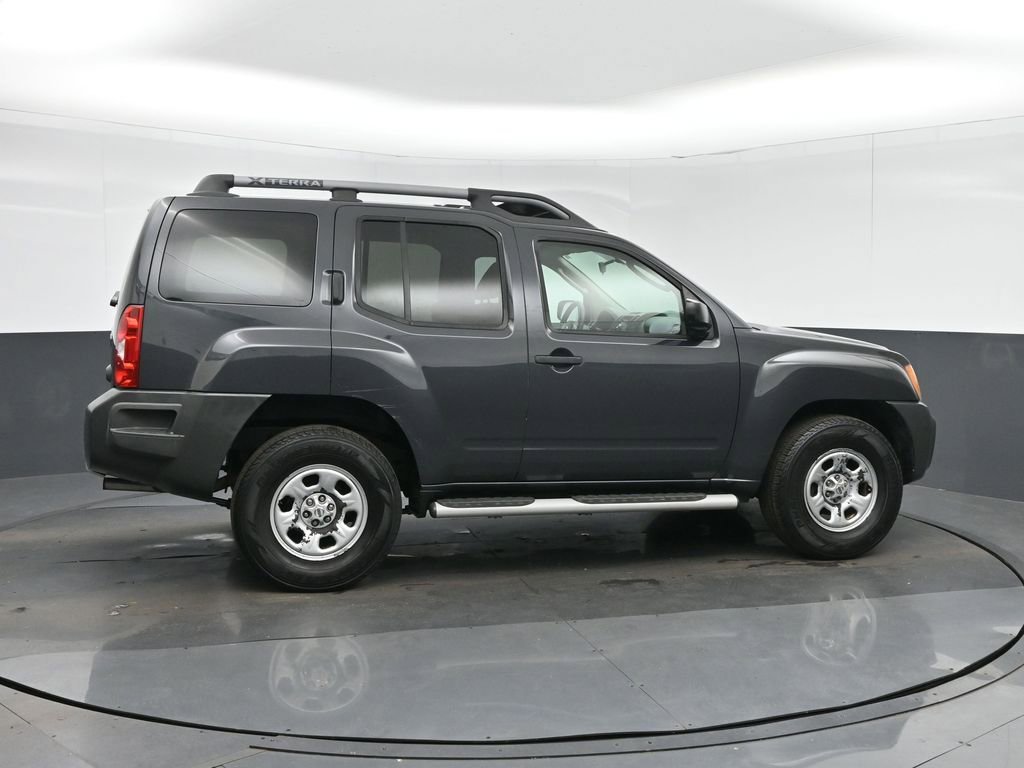 Used 2010 Nissan Xterra X AWD/4WD image 8