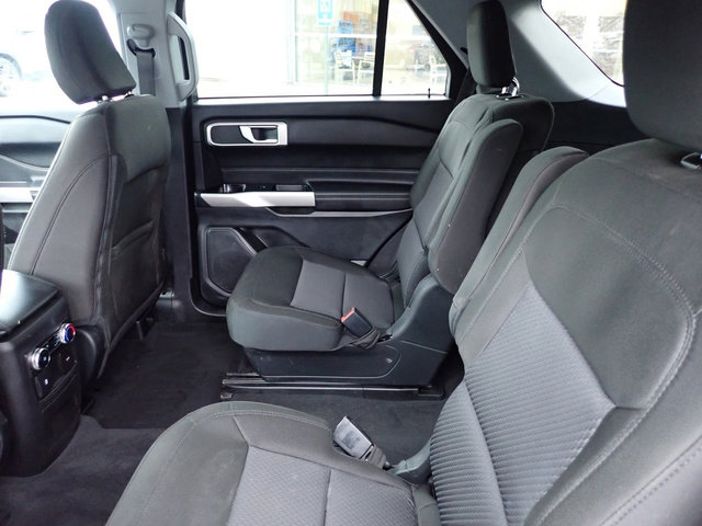 Certified 2022 Ford Explorer XLT image 12