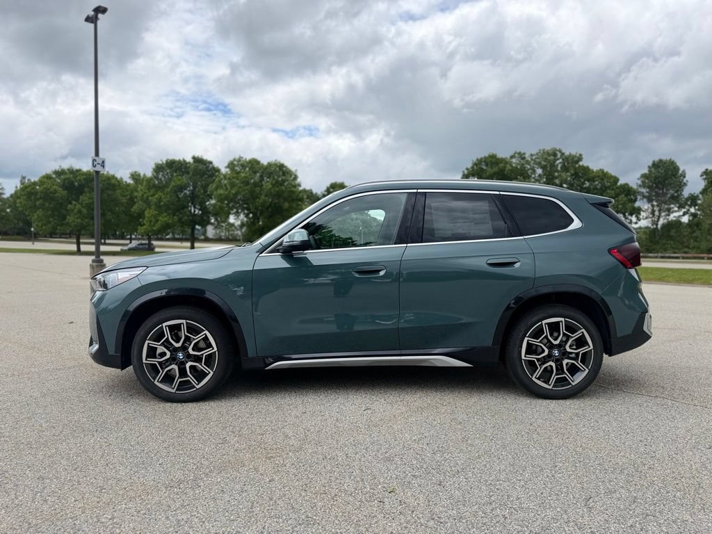 New 2026 BMW X1 xDrive28i w/ Technology Package AWD/4WD image 3