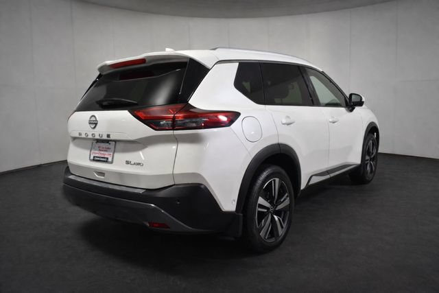 Certified 2023 Nissan Rogue SL w/ SL Premium Package AWD/4WD image 4