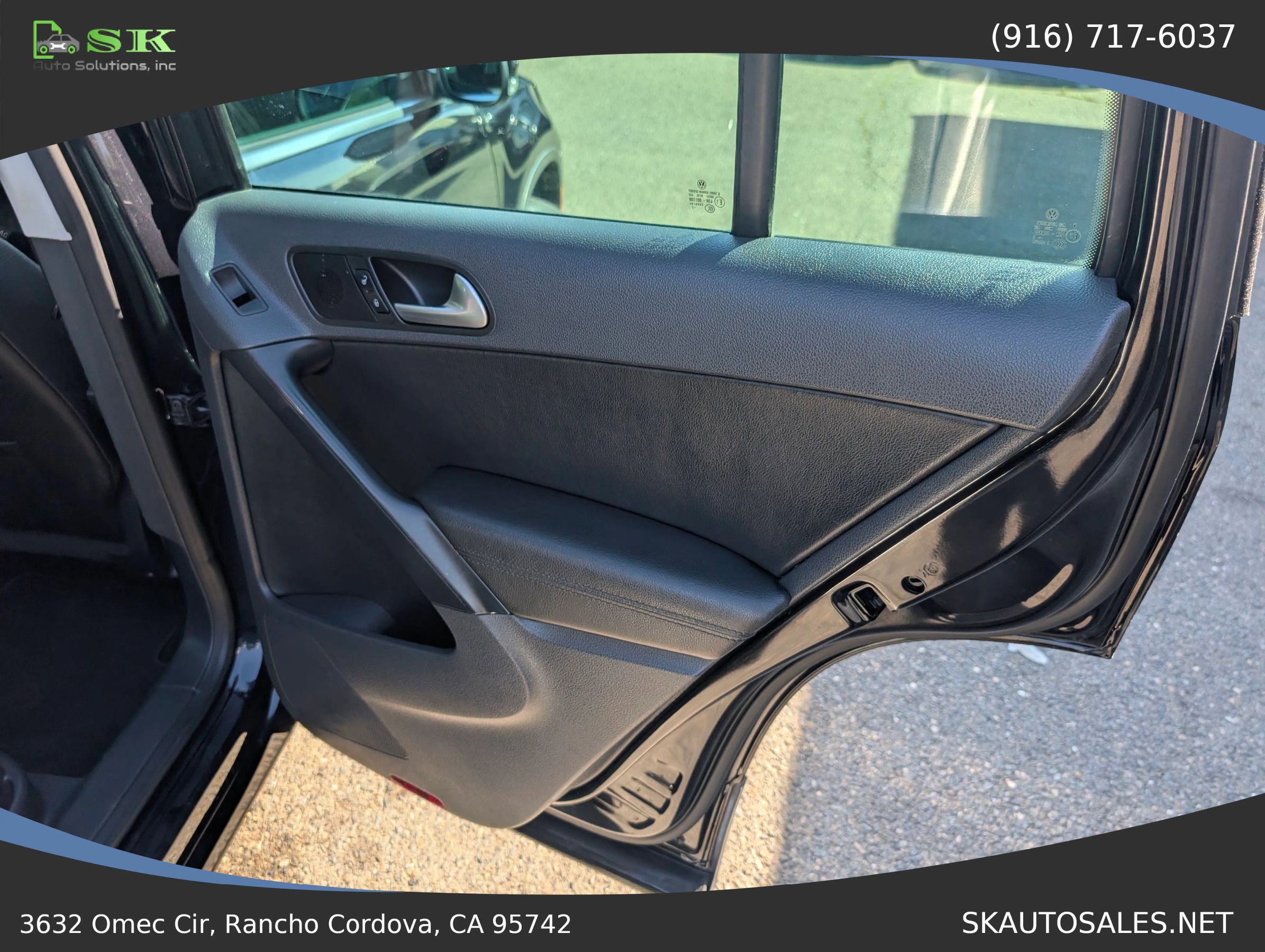 Used 2013 Volkswagen Tiguan S AWD/4WD image 32