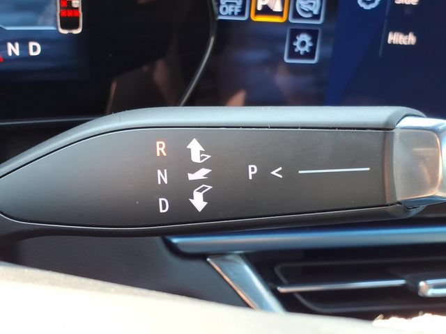 Used 2025 Chevrolet Equinox EV LT w/ Convenience Package FWD image 28