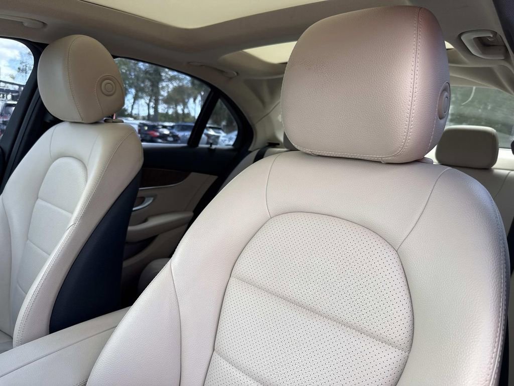 Used 2018 Mercedes-Benz C 300 Sedan image 26