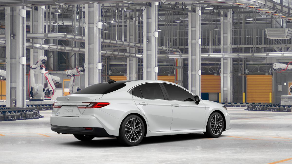 New 2026 Toyota Camry Hybrid AWD/4WD image 12