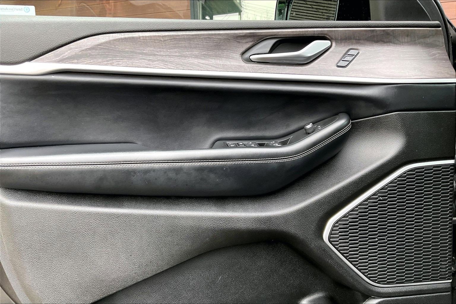 Used 2021 Jeep Grand Cherokee L Limited image 16