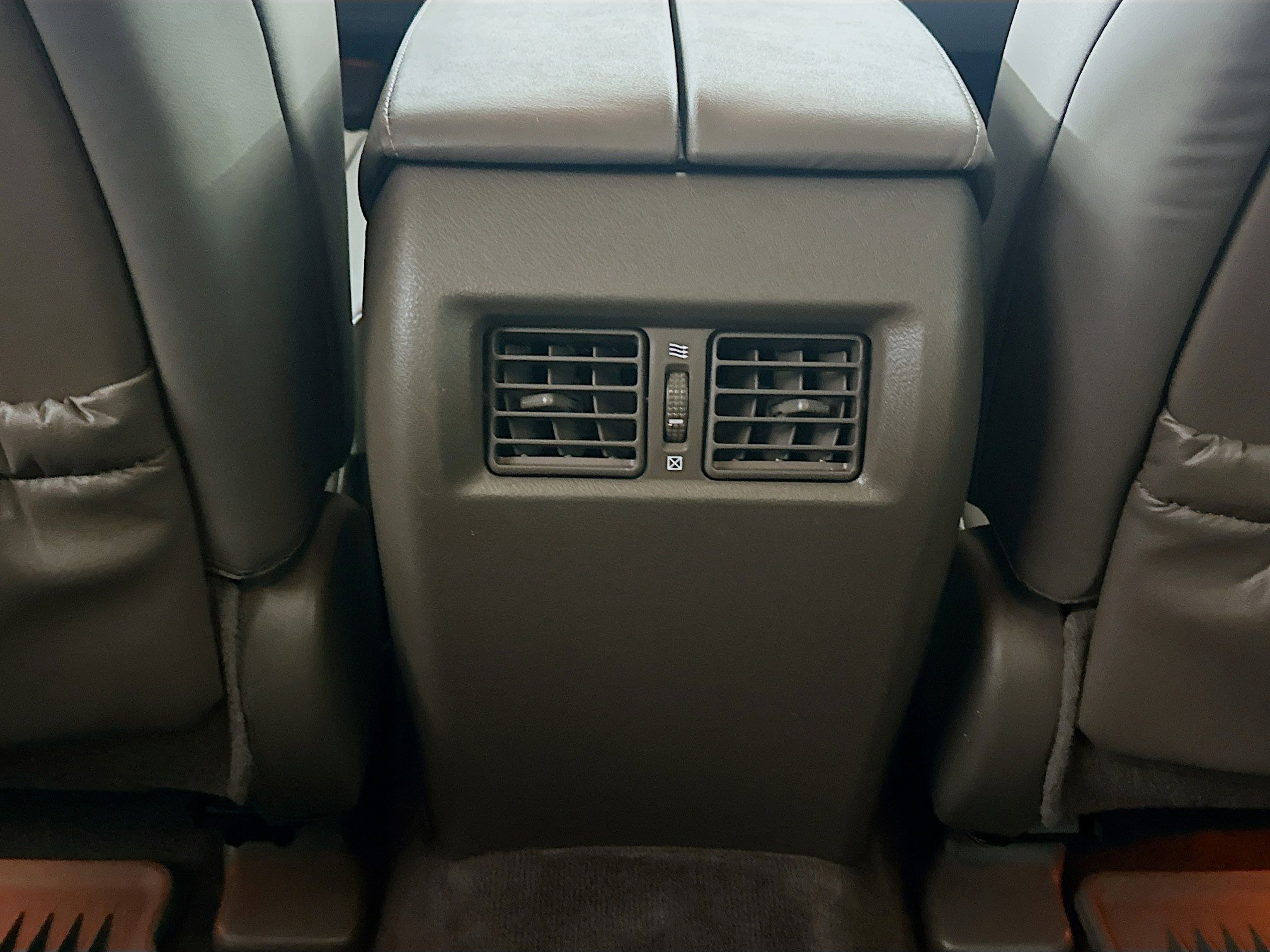Used 2016 Lexus GX 460 w/ Navigation Package AWD/4WD image 29