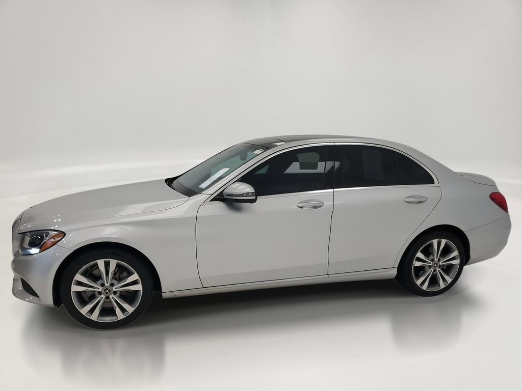 Used 2018 Mercedes-Benz C 300 4MATIC Sedan image 2
