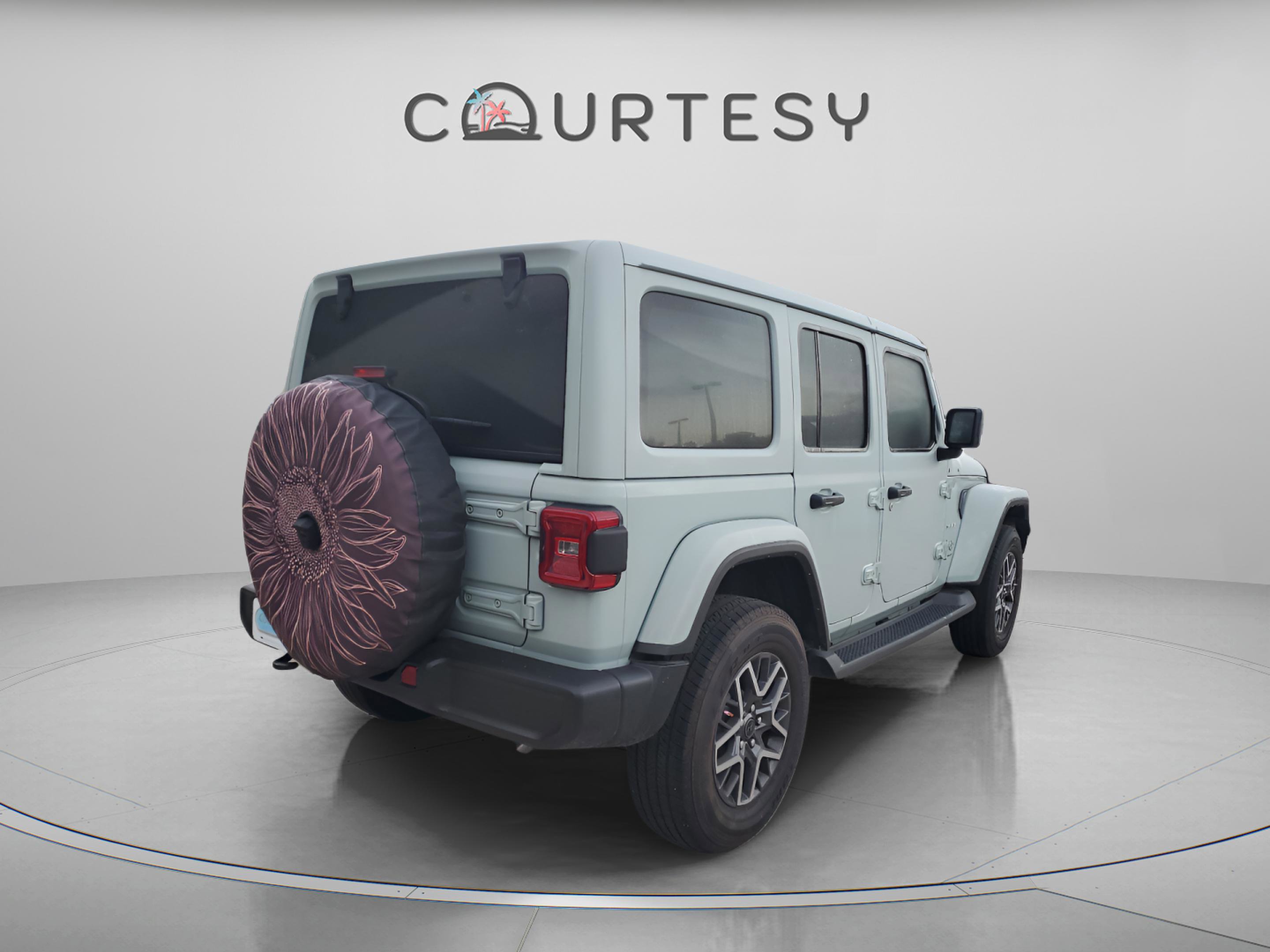 Certified 2024 Jeep Wrangler Sahara image 3