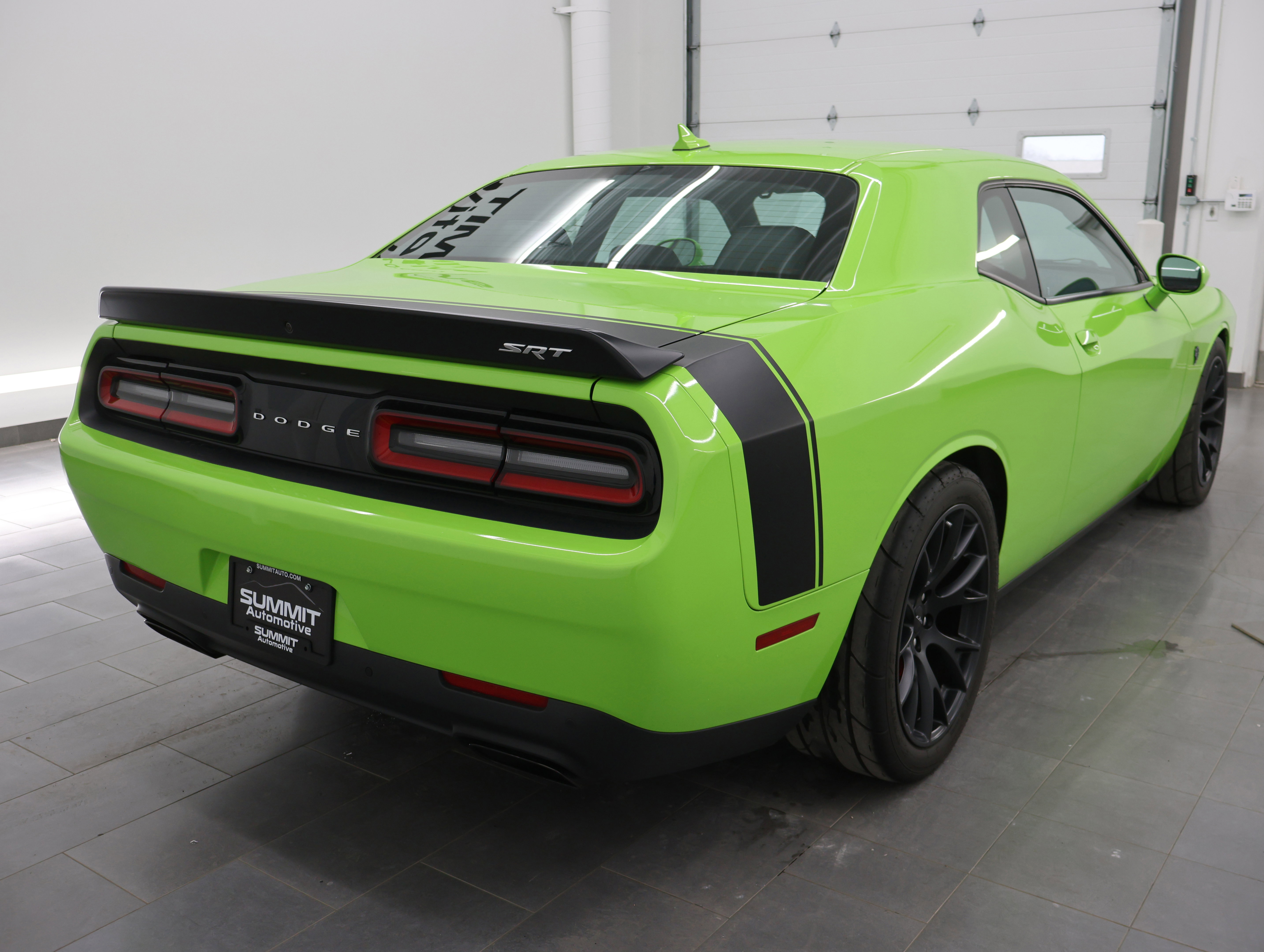 Used 2015 Dodge Challenger SRT Hellcat image 5