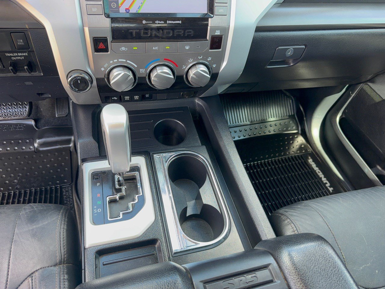 Used 2020 Toyota Tundra SR5 w/ SR5 Upgrade Package AWD/4WD image 21