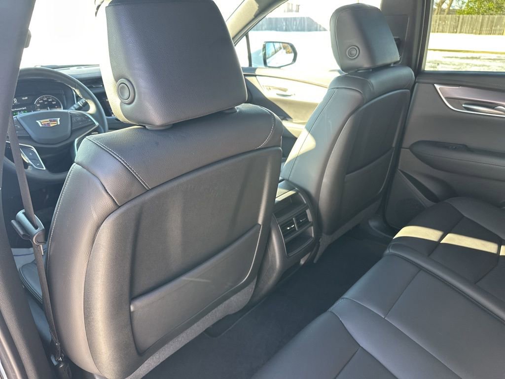 Certified 2025 Cadillac XT5 Luxury image 32